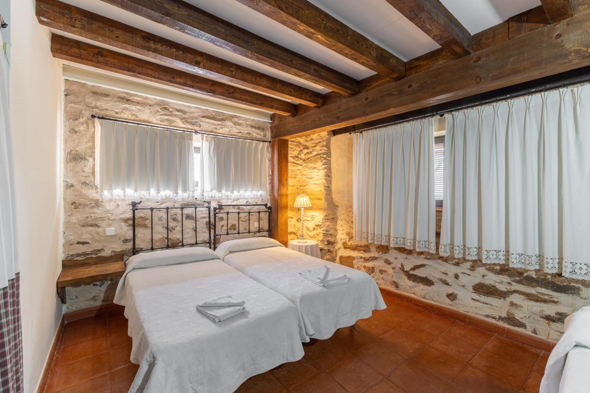 Villa La Casona Y Casitas De Tabladillo à Santa Maria la Real de Nieva Extérieur photo